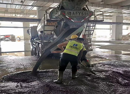 亚洲最大13万平地铁万顷沙车辆段地坪项目